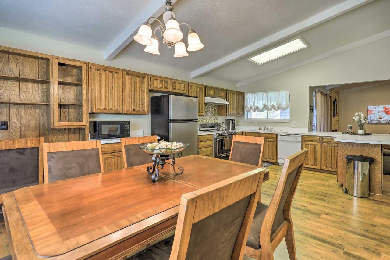 Granbury Getaway With Lake Views 2 Mi To Downtown! Bagian luar foto