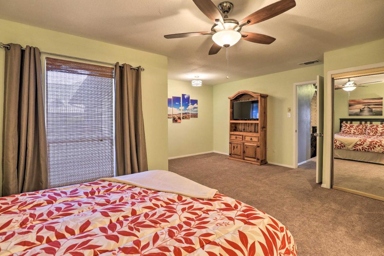 Granbury Getaway With Lake Views 2 Mi To Downtown! Bagian luar foto